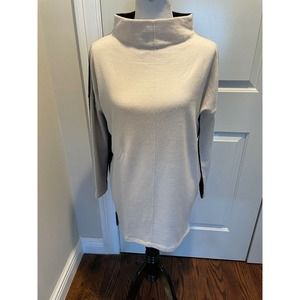 EUC D. EXTERIOR Cashmere Blend Cream and Black Tunic SZ M Made in Italy